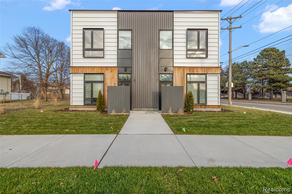 7631 E Lafayette, Detroit, MI 48214 — Photo 2