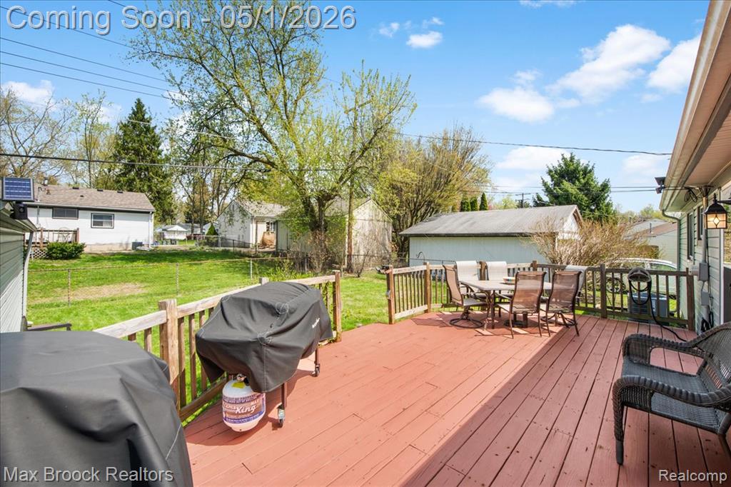 1165 Annjo Street, Walled Lake, MI 48390 — Photo 22