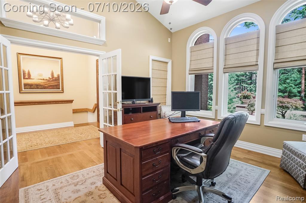 12172 Woodline Drive, Fenton, MI 48430 — Photo 35