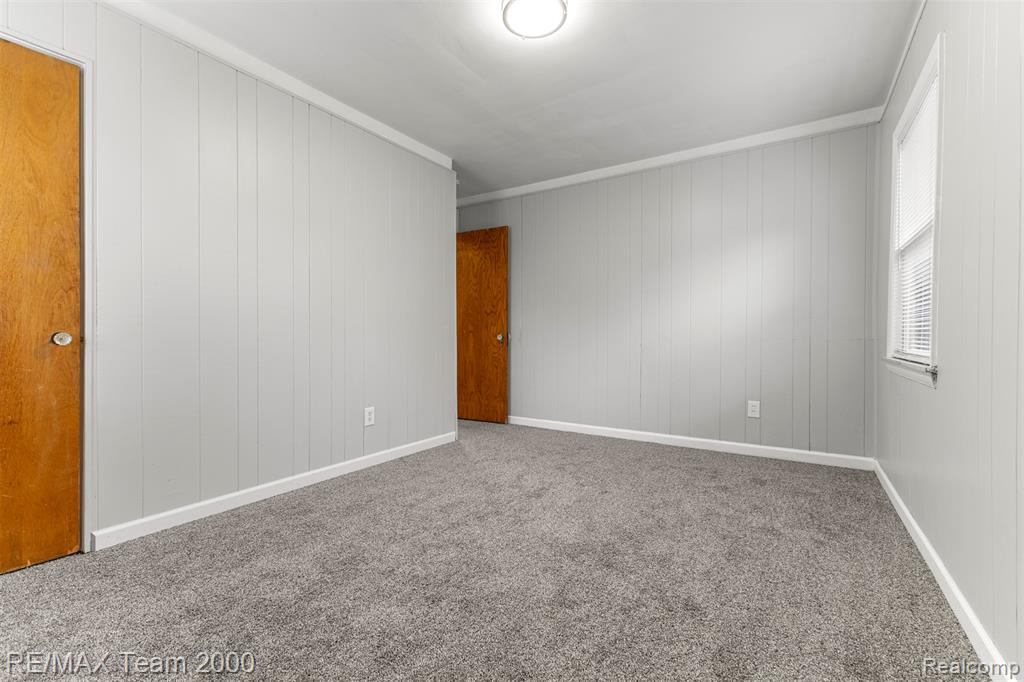 7322 Fenton Street, Dearborn Heights, MI 48127 — Photo 24