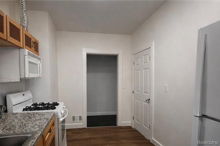 4564 Seebaldt Street, Detroit, MI 48204 — Photo 11