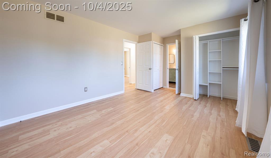 42708 Wilmington Drive, Sterling Heights, MI 48313 — Photo 17