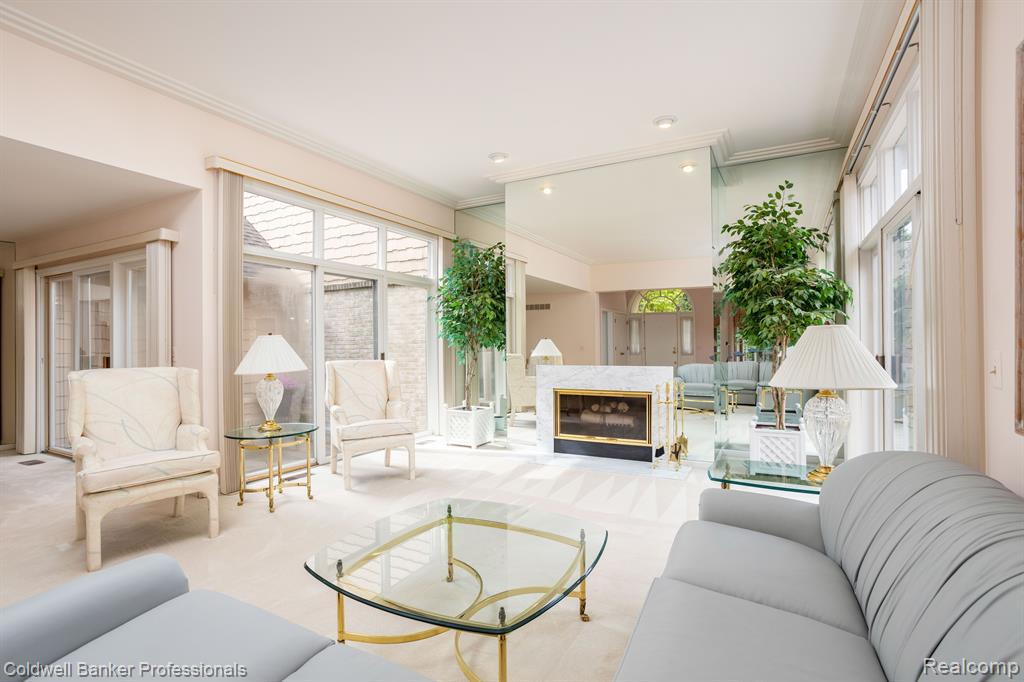 589 CAMBRIDGE Way, 566, Bloomfield Hills, MI 48304 — Photo 15
