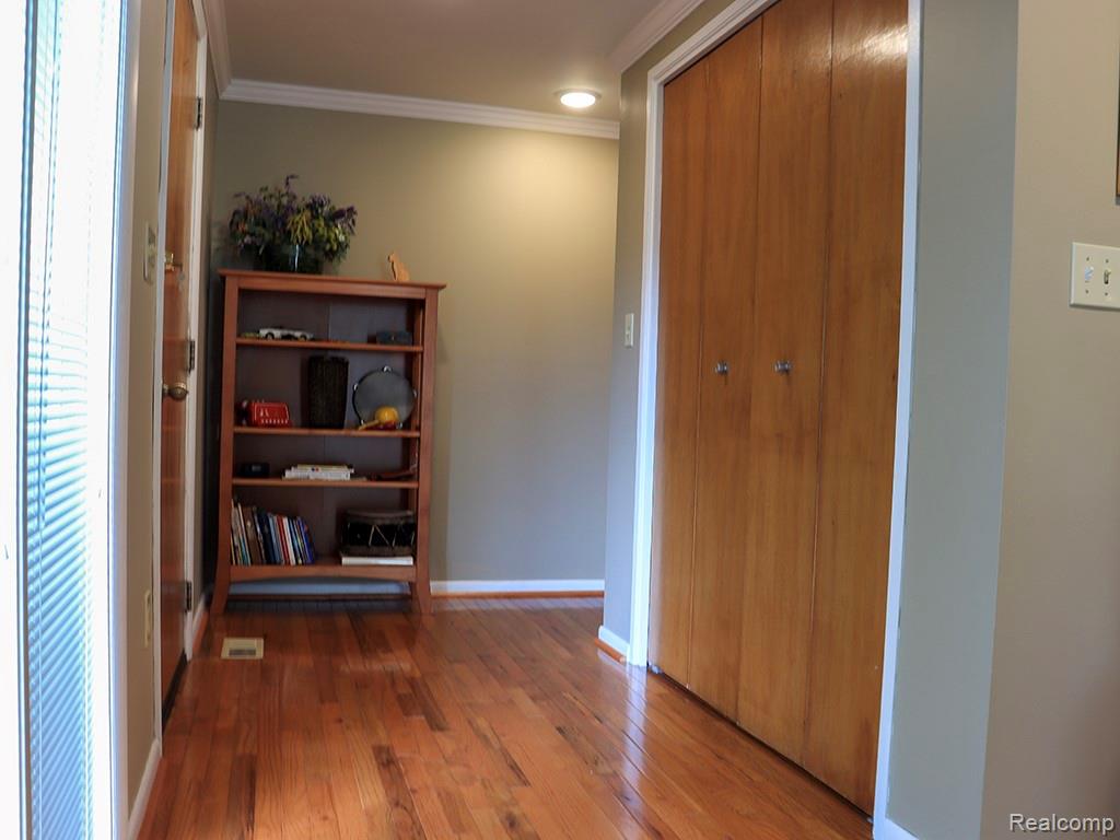 311 S Clinton Street, Stockbridge, MI 49285 — Photo 16