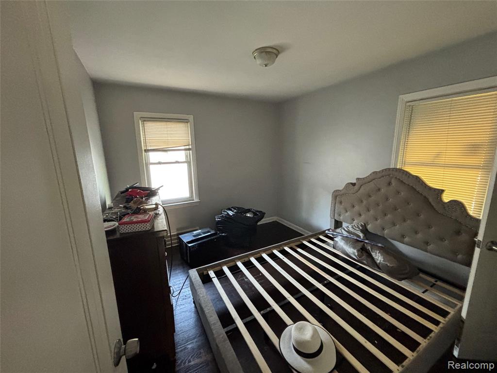 7647 Greenview Avenue, Detroit, MI 48228 — Photo 21
