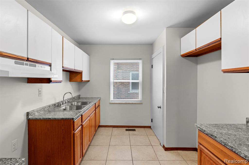 9344 Courville Street, Detroit, MI 48224 — Photo 9