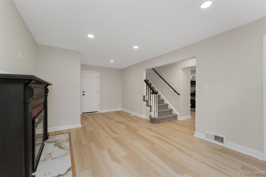 11090 McKinney Street, Detroit, MI 48224 — Photo 3