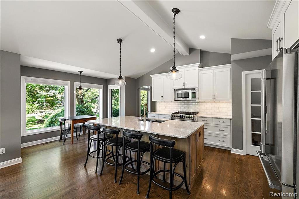 6591 Tree Knoll Drive, Troy, MI 48098 — Photo 14