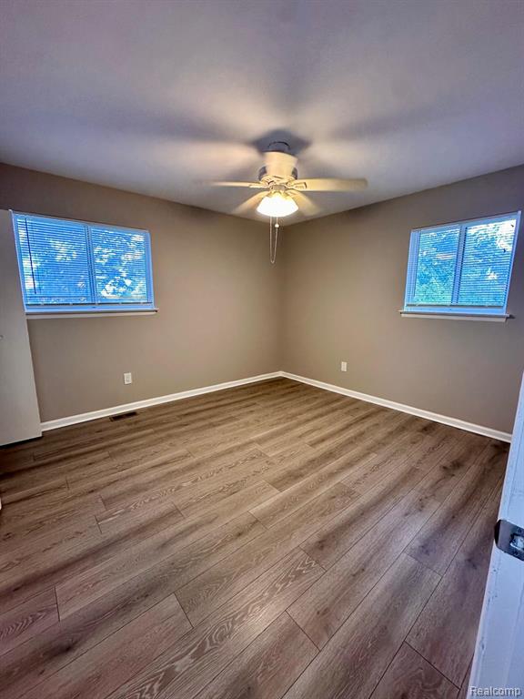 406 N ALICE Avenue, Rochester, MI 48307 — Photo 10