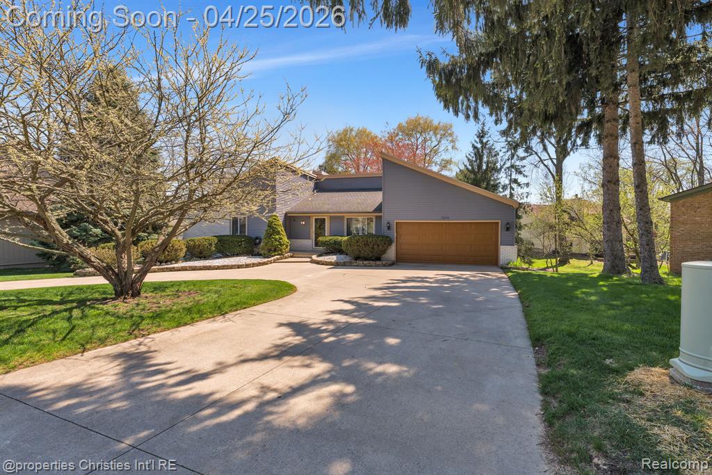 7573 Ashburton Court, West Bloomfield, MI — Photo 5