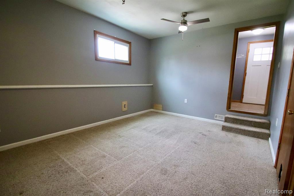 6160 SUNNYDALE Road, Clarkston, MI — Photo 16