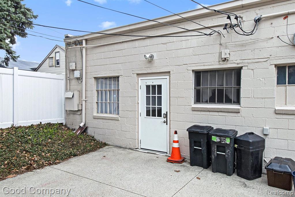 703 Livernois Street, Ferndale, MI 48220 — Photo 15