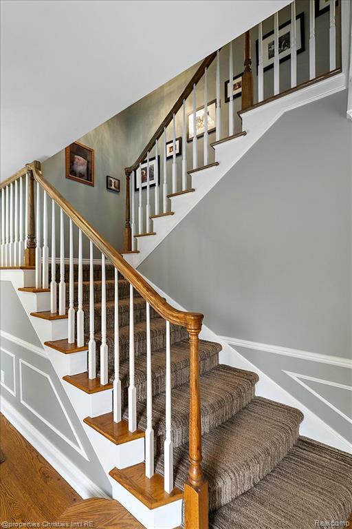 4889 ARDMORE Drive, Bloomfield Hills, MI 48302 — Photo 31