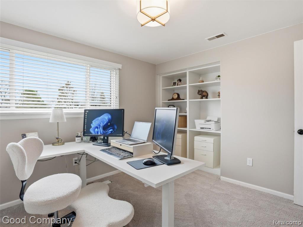 7371 Edinborough, West Bloomfield, MI — Photo 40