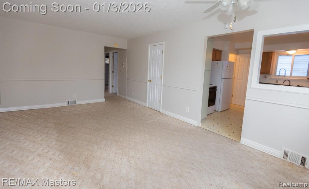 4696 Syracuse Street, Dearborn Heights, MI 48125 — Photo 27
