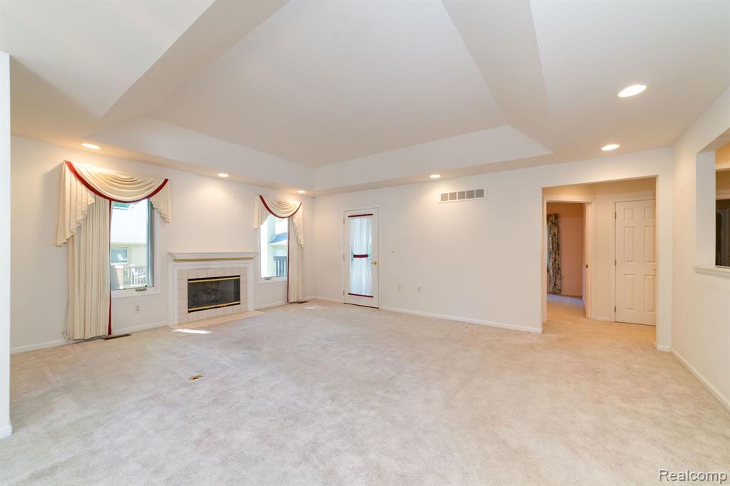 21345 BOXWOOD, Farmington Hills, MI 48336 — Photo 6
