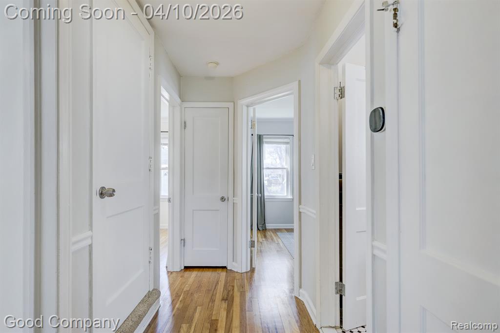 915 N Dorchester Avenue, Royal Oak, MI 48067 — Photo 18