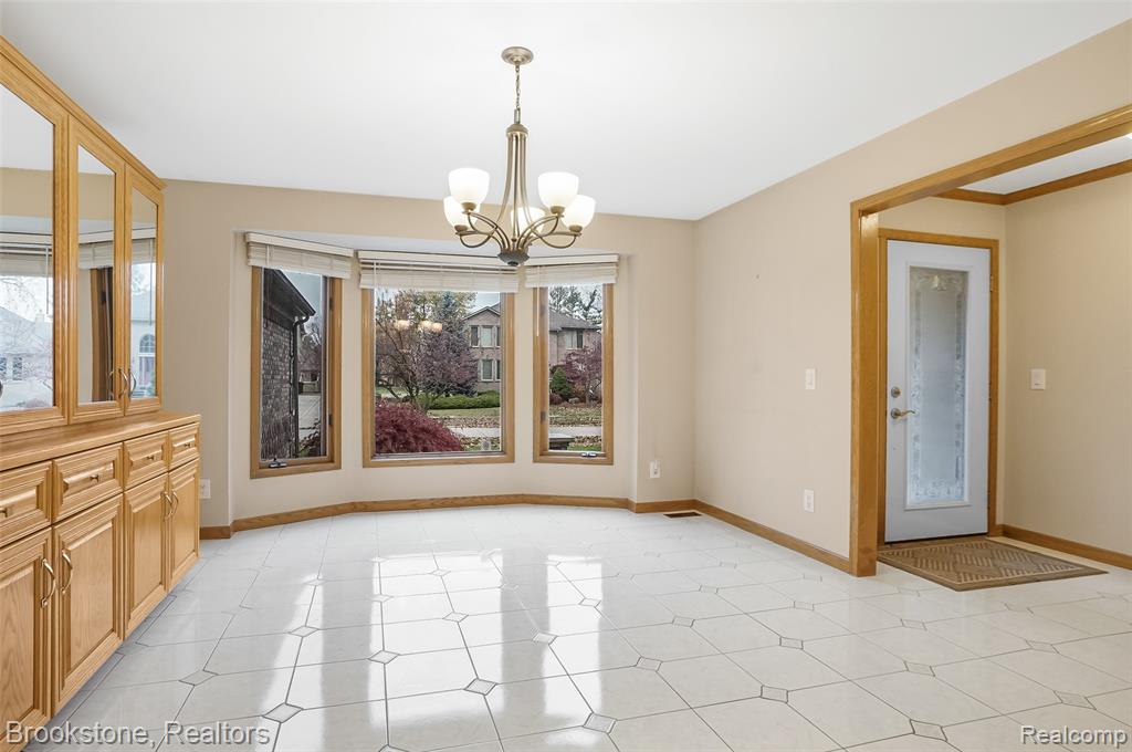 8948 Chestnut Run Drive, Shelby Twp, MI 48317 — Photo 13