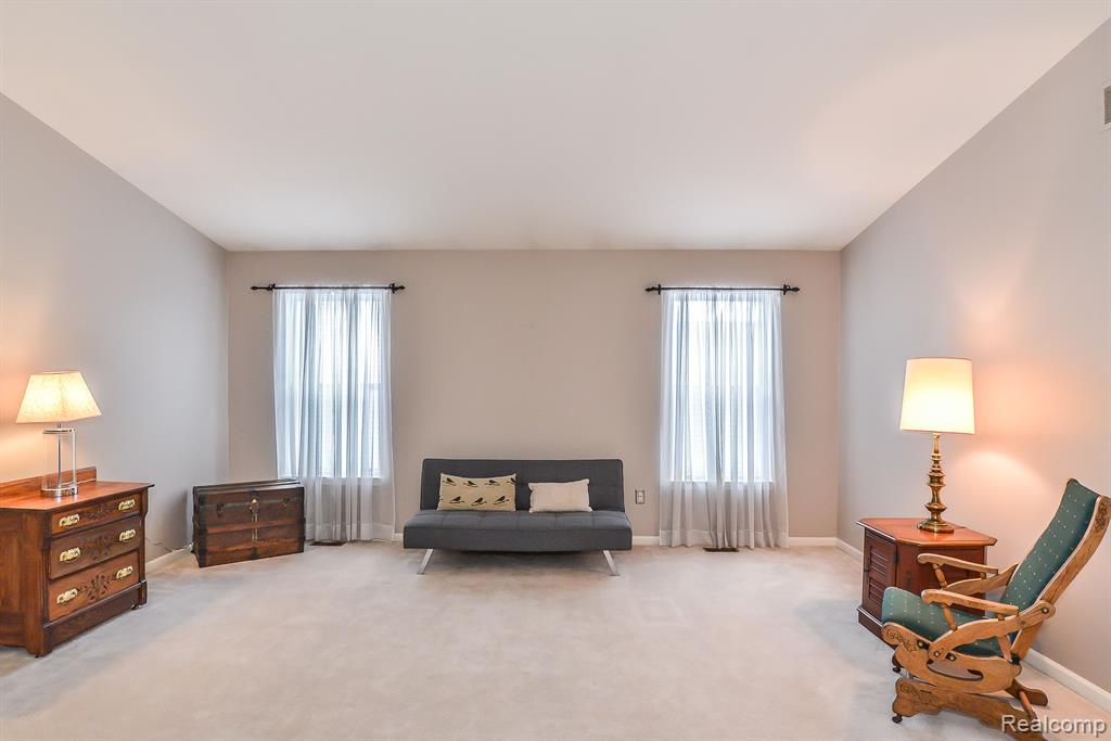 2578 SIGNATURE Circle, Pinckney, MI 48169 — Photo 12