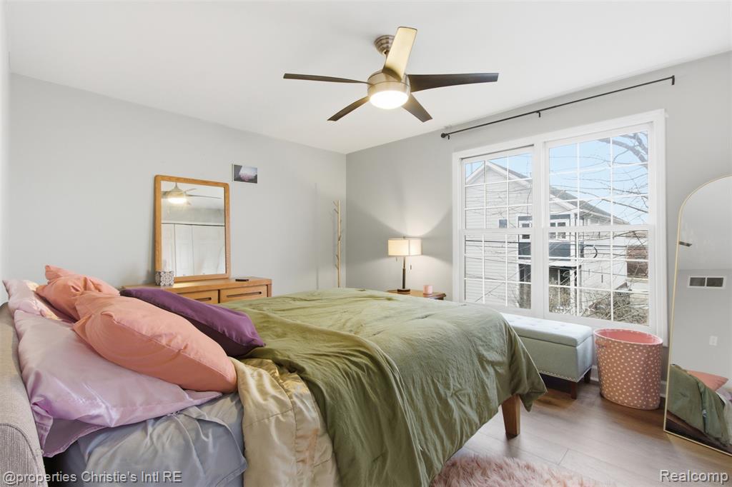 519 E Breckenridge Street, Ferndale, MI 48220 — Photo 12