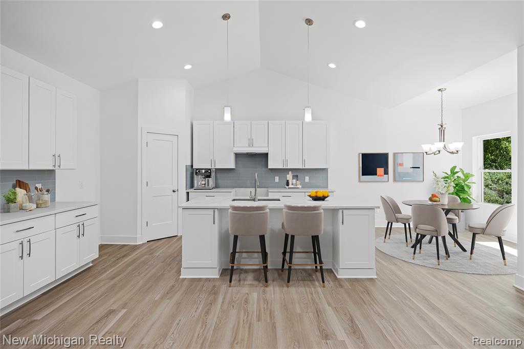7448 Village Court, Davisburg, MI 48350 — Photo 18
