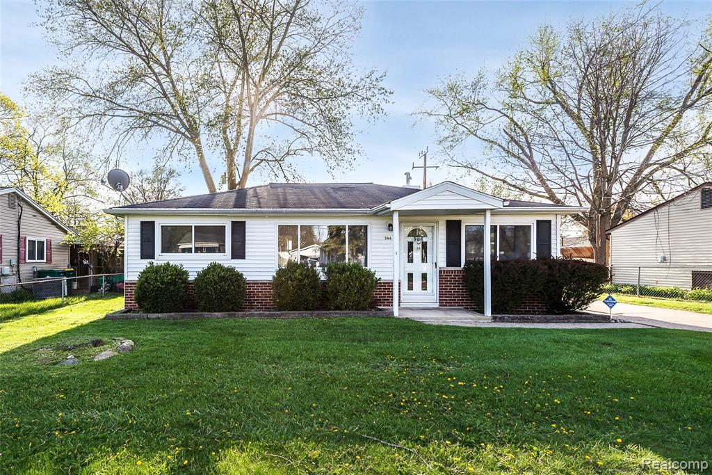 366 S Harris Road, Ypsilanti, MI 48198 — front exterior