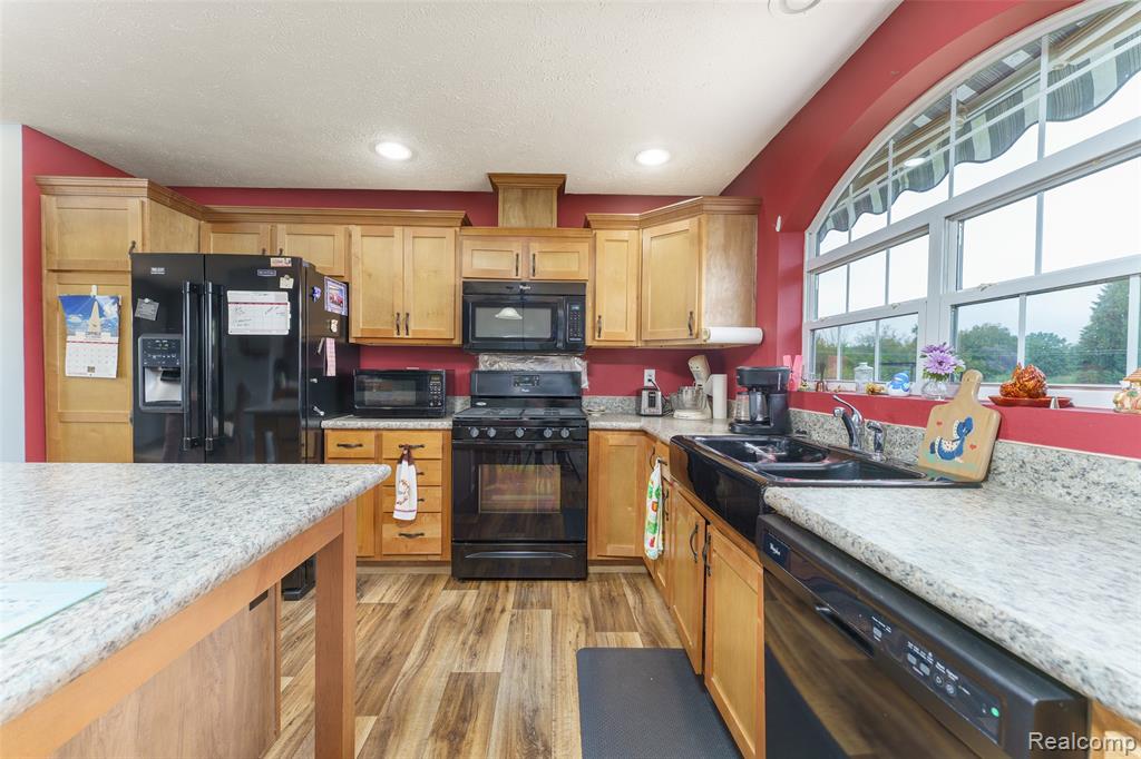 5601 Lovejoy Road, Byron, MI 48418 — Photo 6