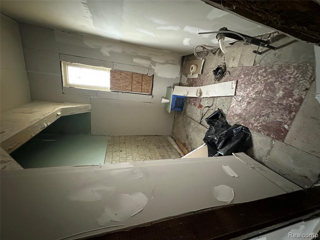 5659 Frontenac Avenue, Detroit, MI 48211 — Photo 5