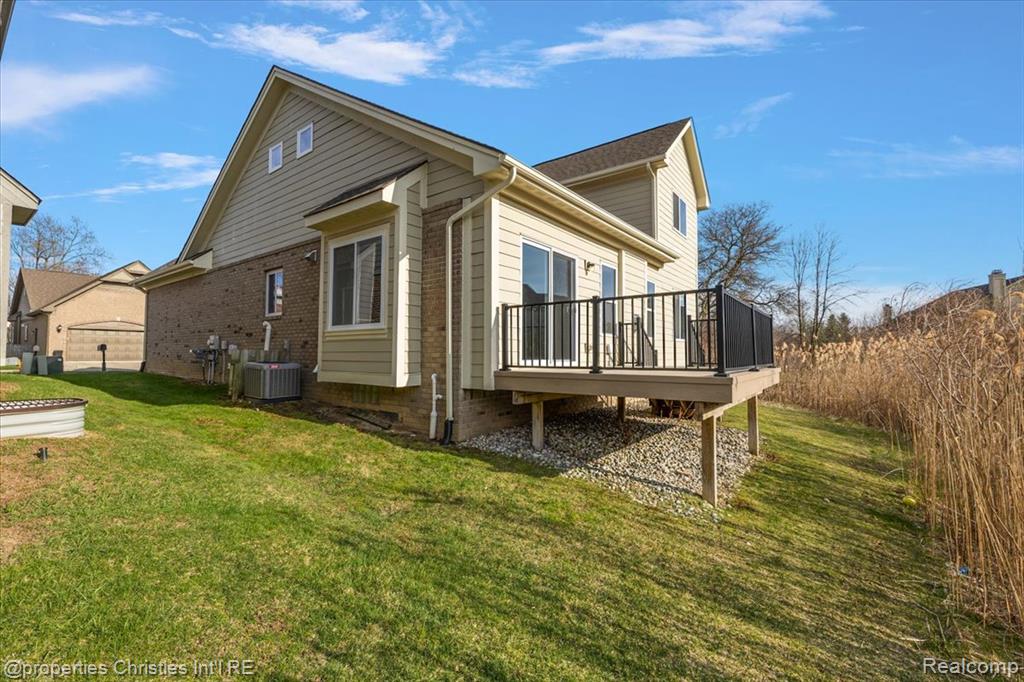 6510 Leigh Hollow Road, West Bloomfield, MI — Photo 41