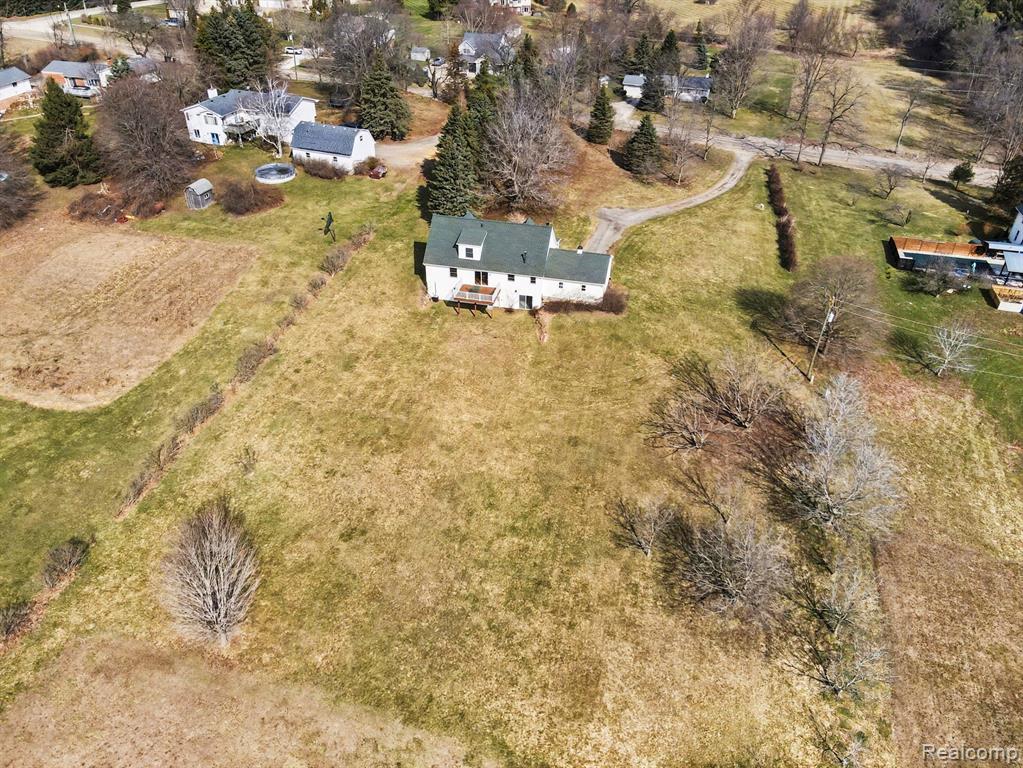 8806 Bergin Road, Howell, MI 48843 — Photo 31