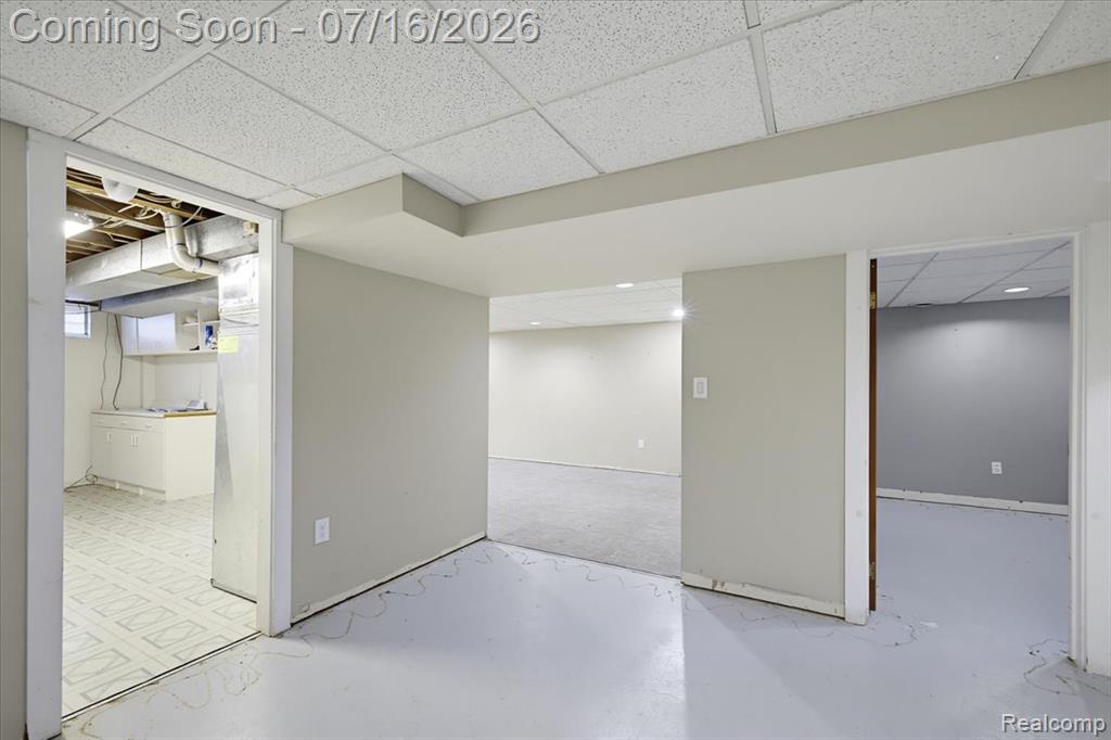 986 Gill Street, Oxford, MI 48371 — Photo 32