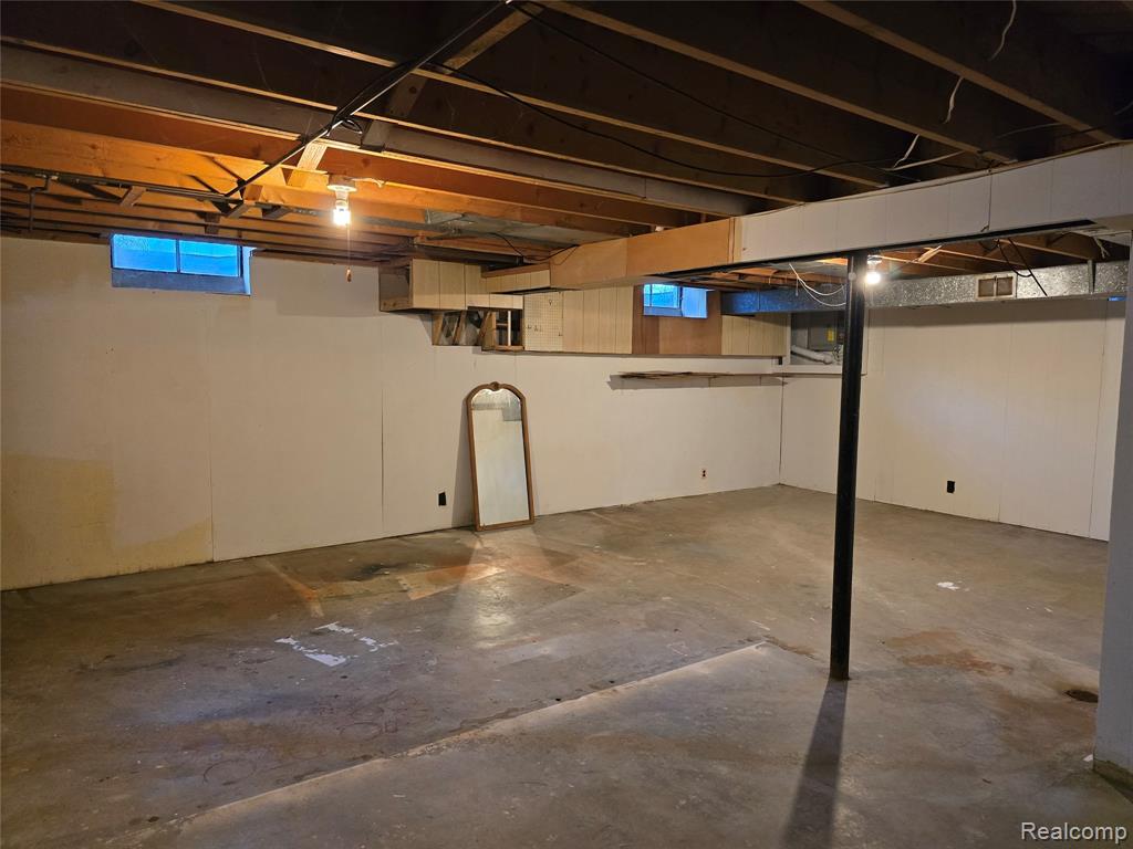 5333 FERN Avenue, Grand Blanc, MI 48439 — Photo 26