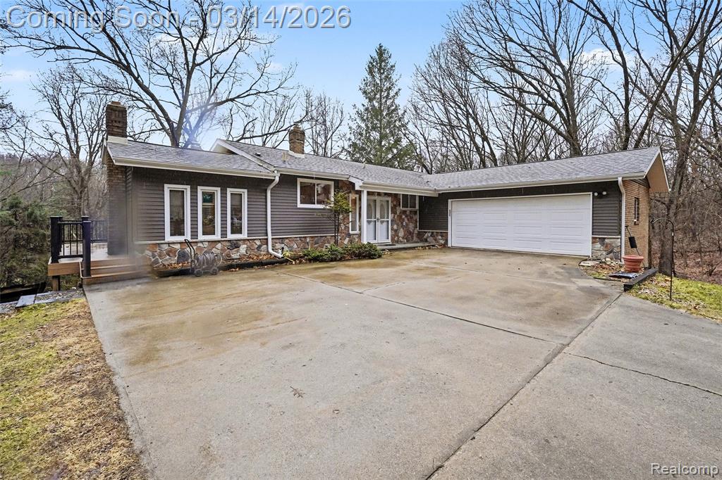 1380 Kent Road, Ortonville, MI 48462 — Photo 3