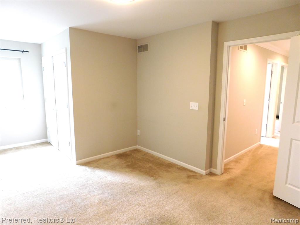 50316 AMBERWOOD Road, Canton, MI 48188 — Photo 31