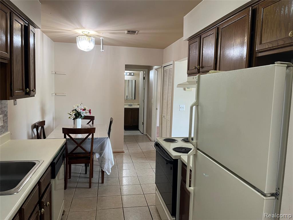 43298 Mound #206 Road, Sterling Heights, MI 48314 — Photo 5