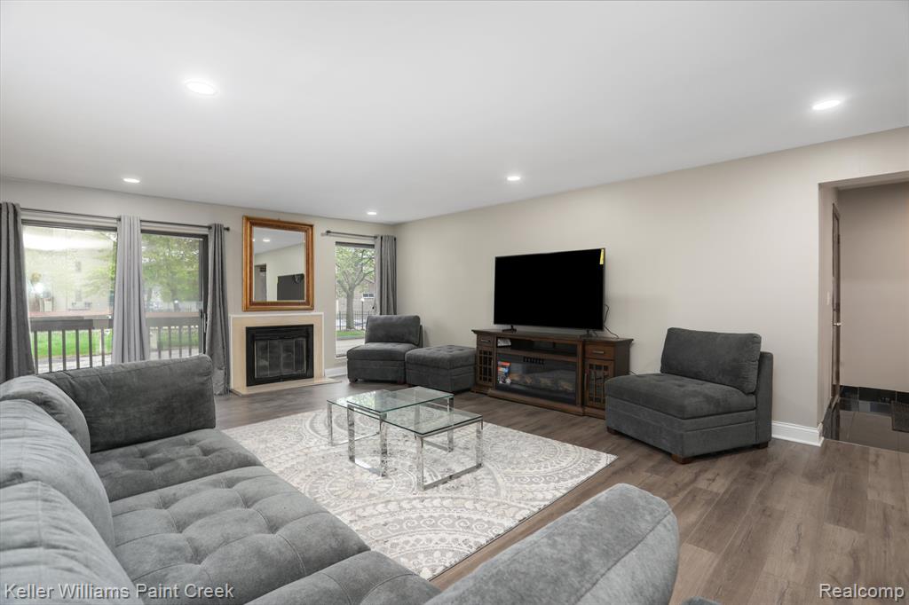 7355 Brynmawr Drive, West Bloomfield, MI — Photo 6