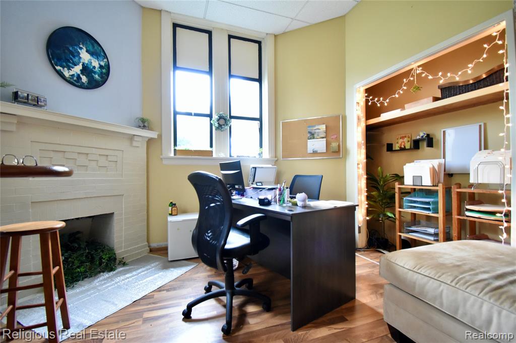 145 Capital Avenue NE, Battle Creek, MI 49017 — Photo 26