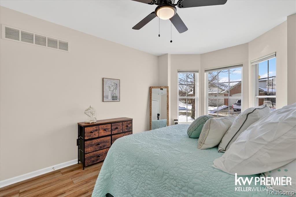 5962 Augusta Lane, Grand Blanc, MI 48439 — Photo 20