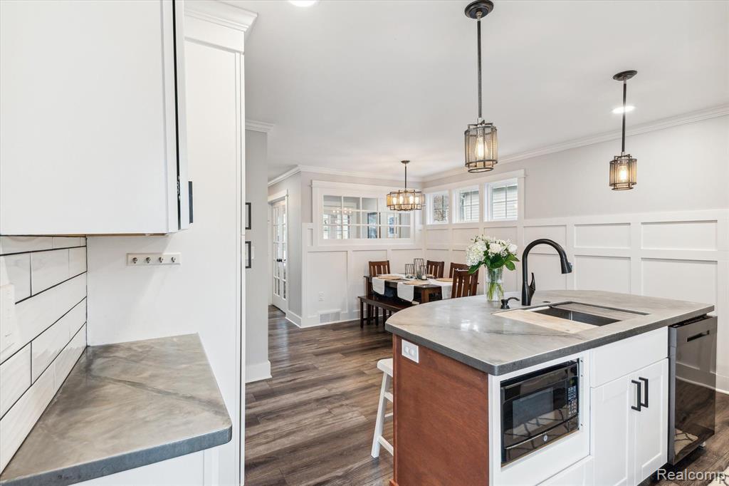 627 Golf Avenue, Royal Oak, MI 48073 — Photo 12