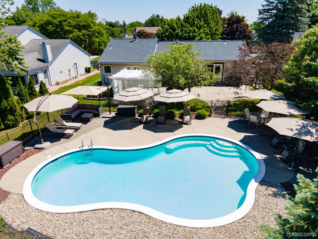 24729 SARAH FLYNN, Novi, MI — Photo 28