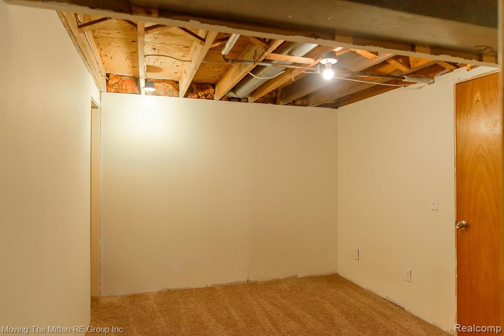 6061 N DOWLING Street, Westland, MI — Photo 23