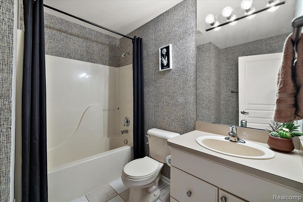 8133 SPRINGDALE Drive, 62, White Lake, MI — Photo 31