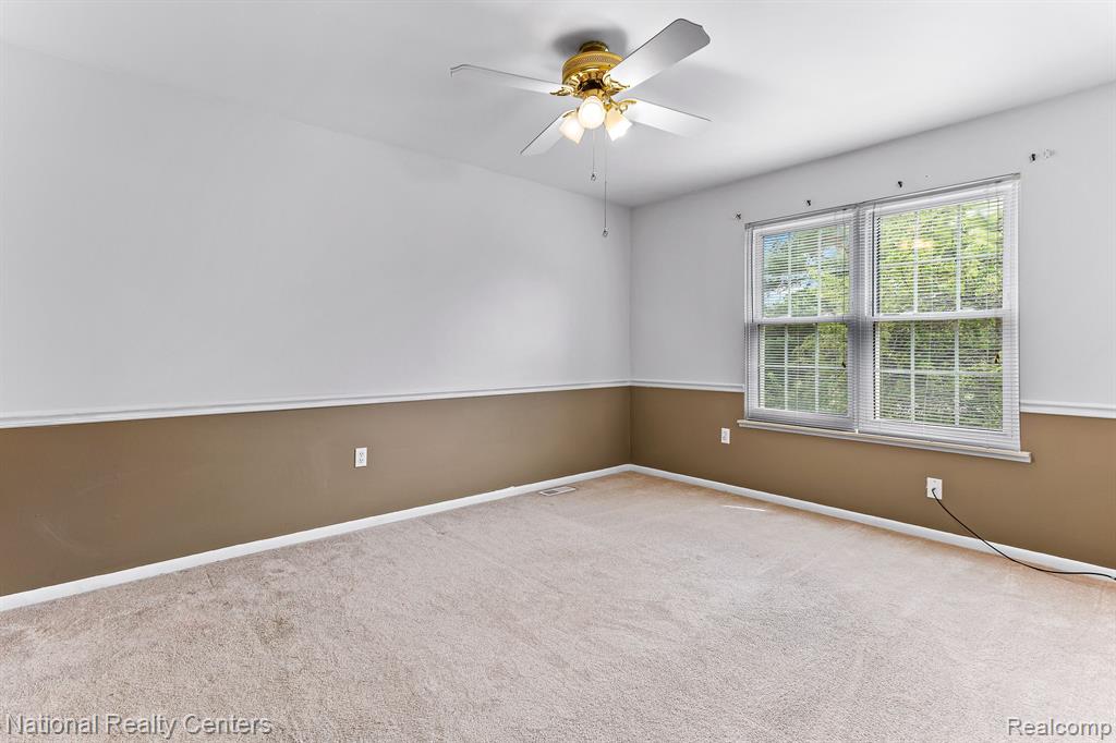 39525 VILLAGE WOOD Road, Novi, MI — Photo 20