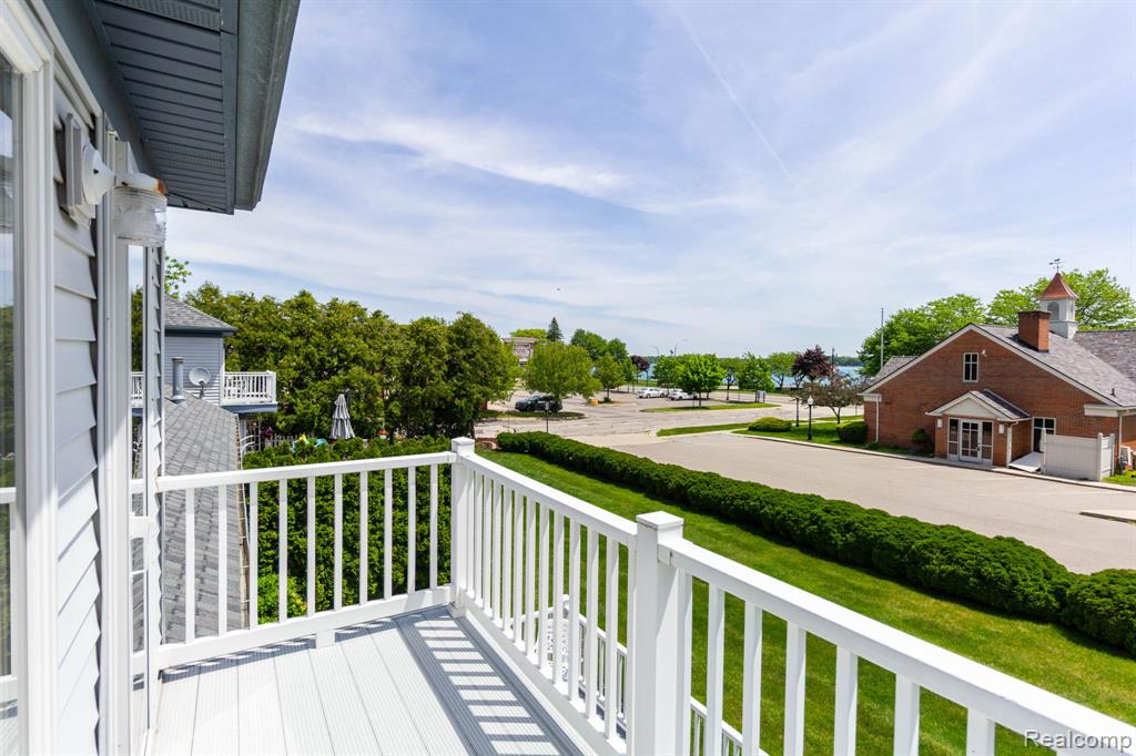 304 Heritage Way, Algonac, MI 48001 — Photo 17