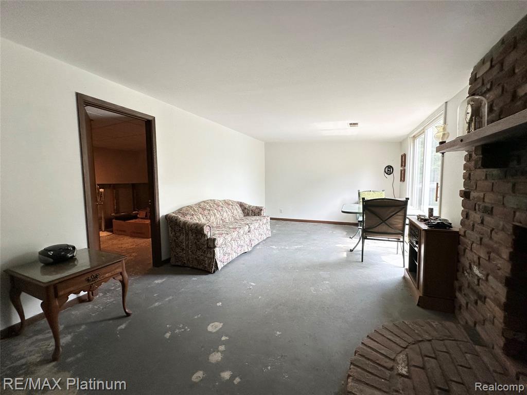 5741 Crandall Road, Howell, MI 48855 — Photo 18