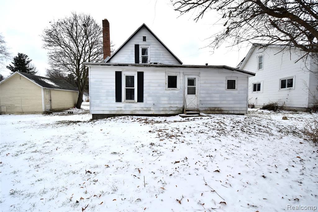 403 E King Street E, Owosso, MI 48867 — Photo 33