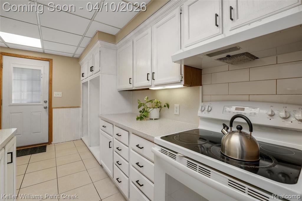 26414 Waldorf Street, Roseville, MI 48066 — Photo 17