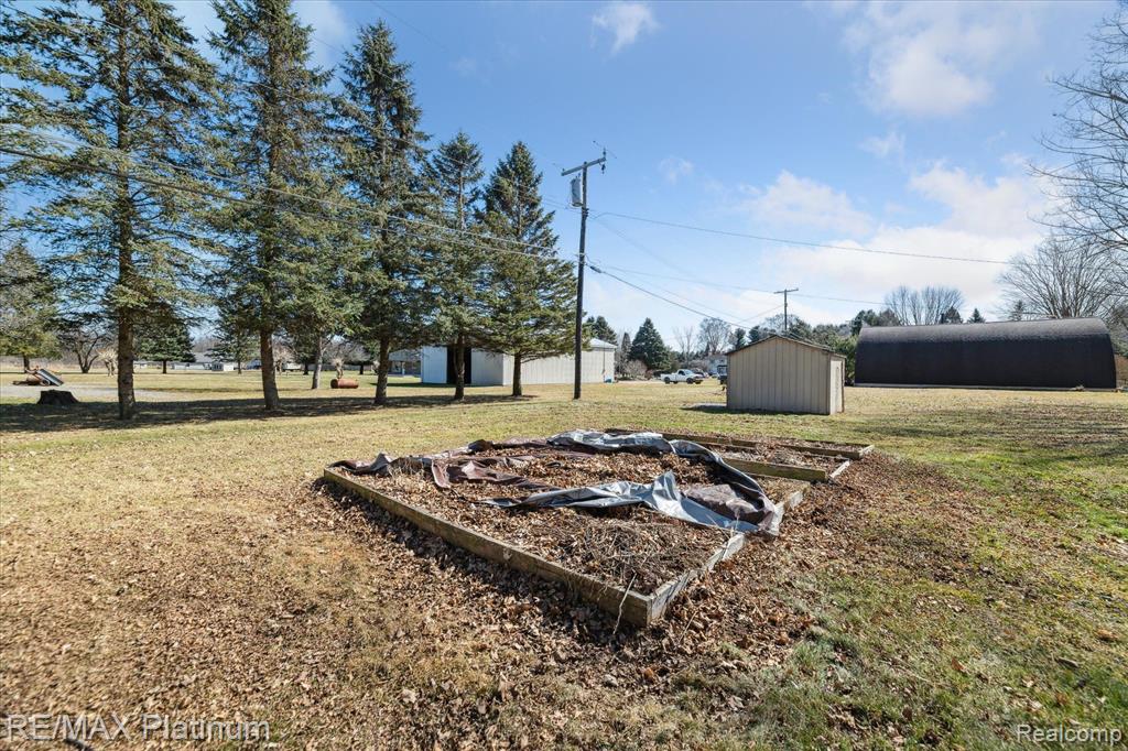 3968 Cemetery Road, Fowlerville, MI 48836 — Photo 33