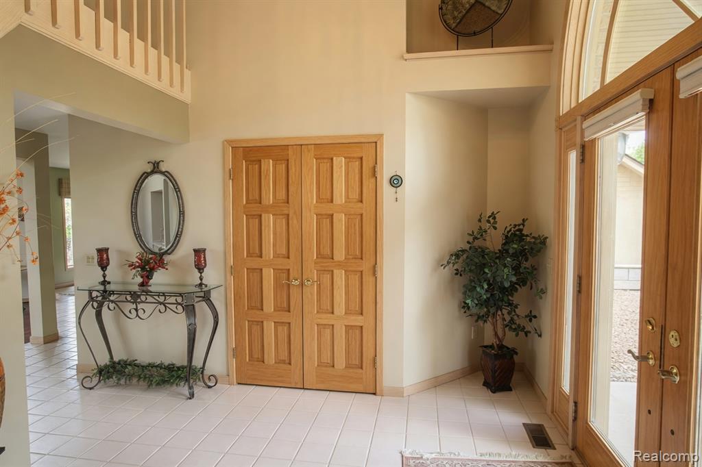 1305 Kings Pointe Road, Grand Blanc, MI 48439 — Photo 27