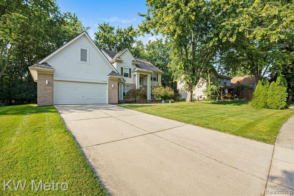 7565 GREENWAY Lane, West Bloomfield, MI 48324 — Photo 2